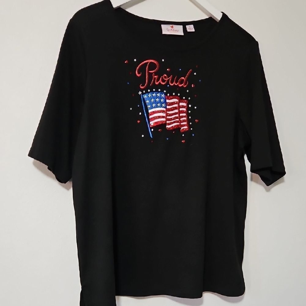 Quacker Factory Black and Red Short Sleeve Tees